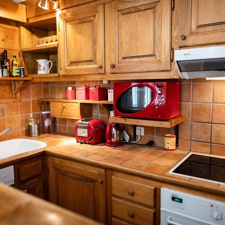 Warm 2-Bedroom Apartment Near The Tourist Office Megeve Ngoại thất bức ảnh